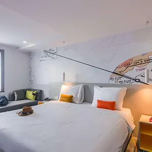Otel Ibis Styles Bucharest Airport, Otopeni
